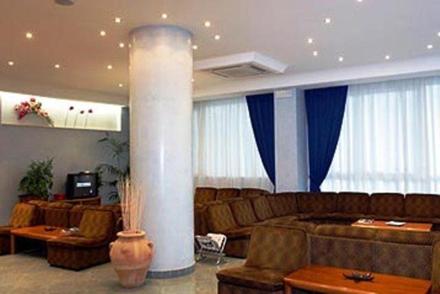 Hotel Monti Rimini Bagian luar foto